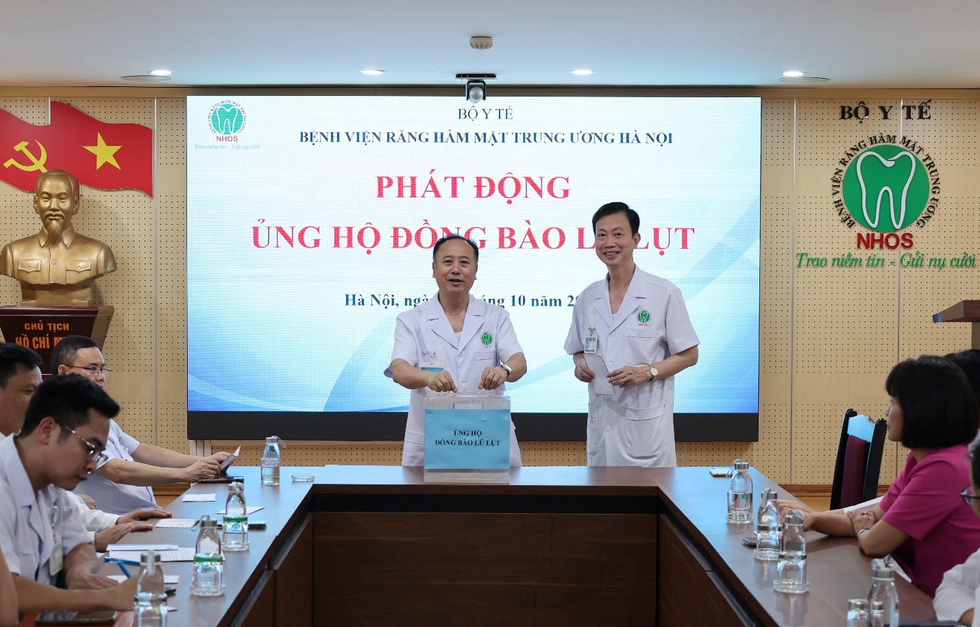 BỆNH VIỆN RĂNG HÀM MẶT TRUNG ƯƠNG HÀ NỘI CHUNG TAY ỦNG HỘ ĐỒNG BÀO LŨ LỤT